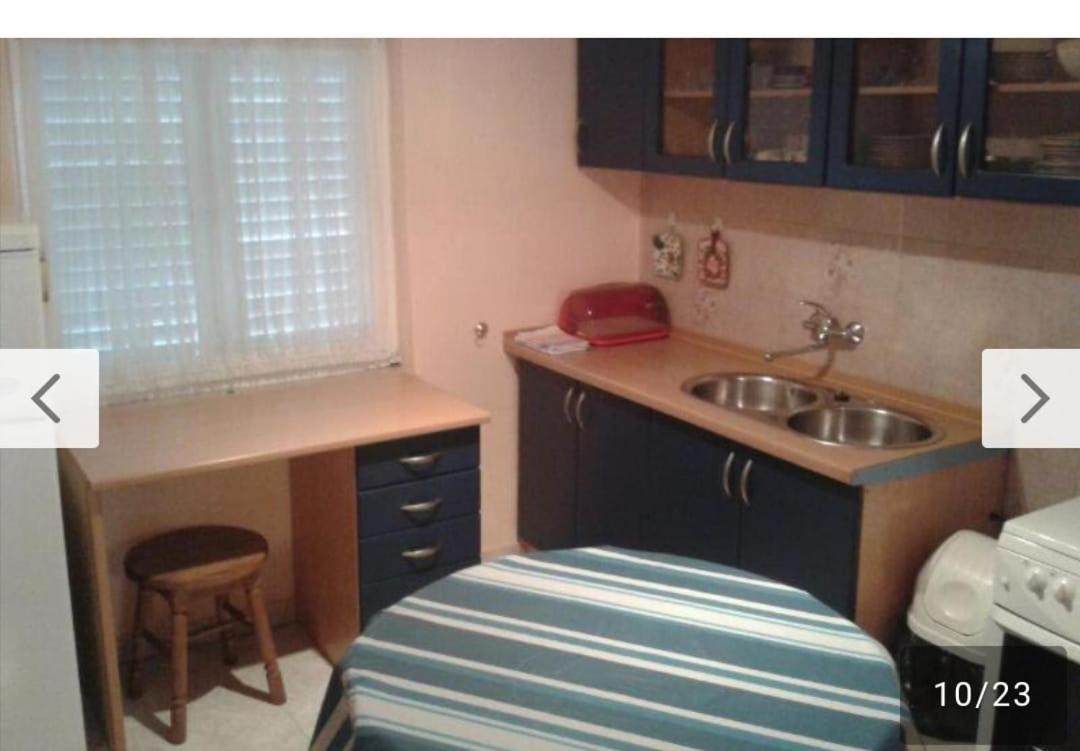 Apartmani Mira Vir Exteriör bild